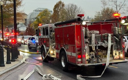 Fire erupts in US Capitol trolley system, 2 police officers taken to hospital