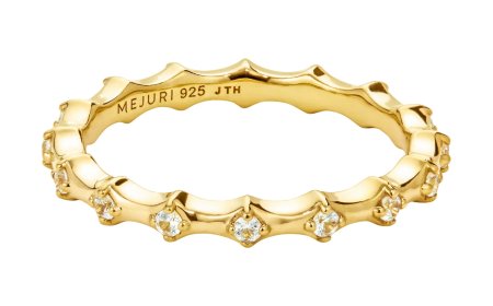 Holiday Gift Guide: Spoil Your Loved Ones With These Unforgettable Gifts