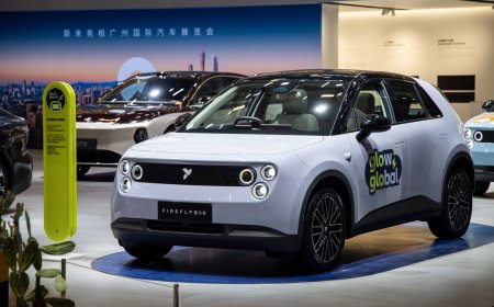 蔚来李斌：firefly 萤火虫国内达成 3 万台交付里程碑