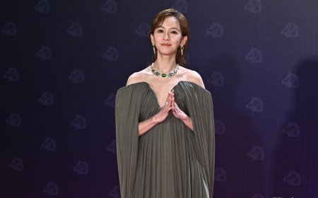 金馬獎／陳意涵「超兇事業線」全看光！　深墨綠短裙大露長腿