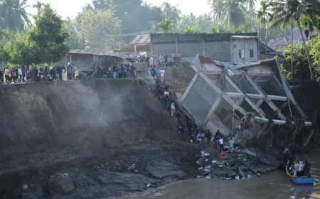 印尼苏门答腊岛发生灾难性洪水，死亡人数升至248人