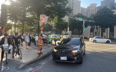 媽開休旅車載2兒看病！失神猛撞3機車　外送員被擊落受傷送醫