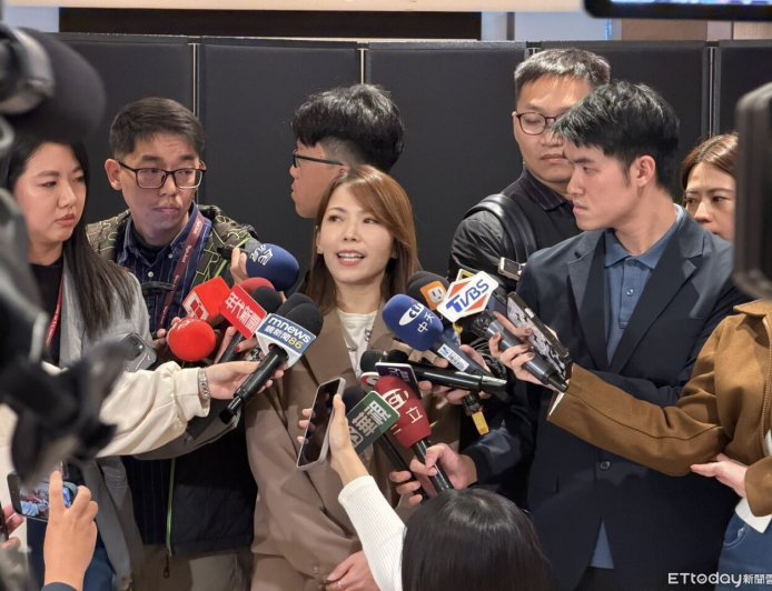 藍白主席會談明登場　柯文哲告訴黃國昌注意「這兩點」