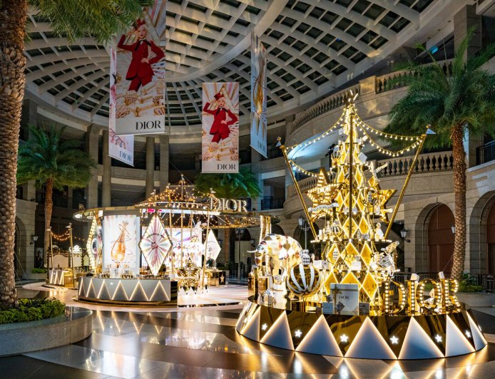 最後3天！絕美5公尺金色精品聖誕樹　每天排爆快早點衝