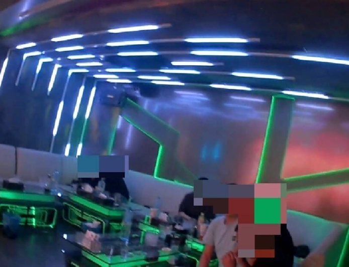 台中酒後口角「6打3大亂鬥」1人躺路邊　8人打完回包廂繼續喝　