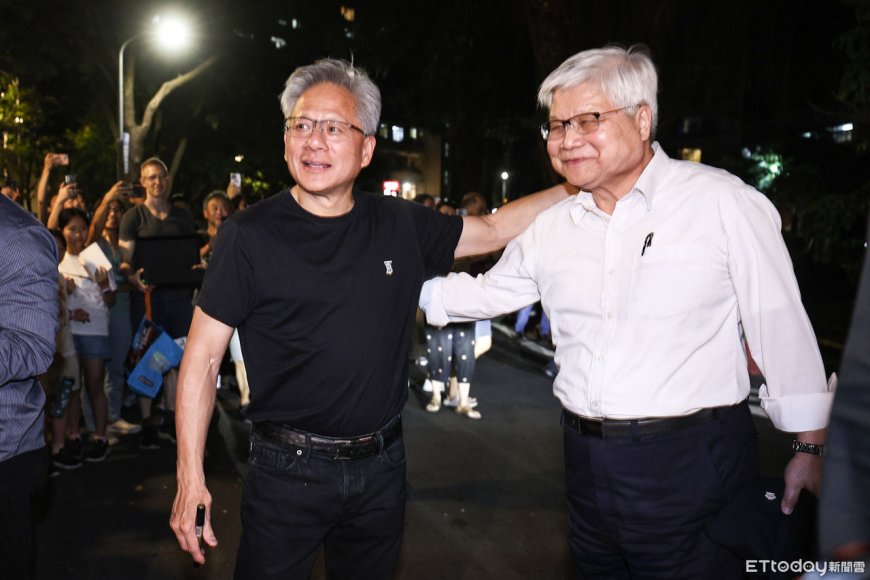 黃仁勳力讚4台廠在美合作　台積電再戰股價新高