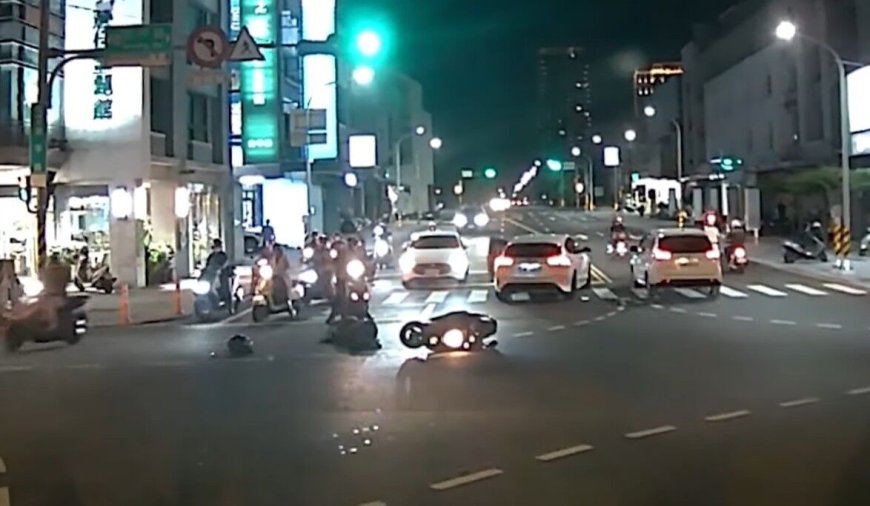 台南轎車路口左轉與機車碰撞　騎士慘摔多處擦挫傷送醫