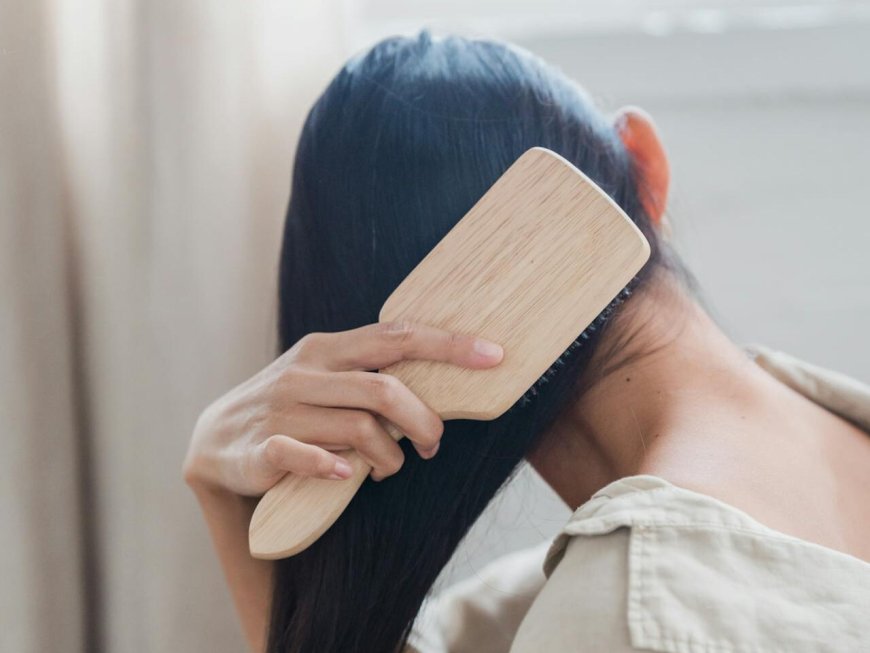 每天梳頭好處多！減少落髮更有效改善手腳冰冷