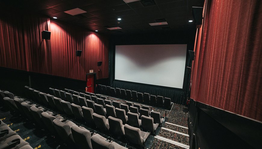 高市错误言论持续波及日本各领域，多部电影暂停在华上映