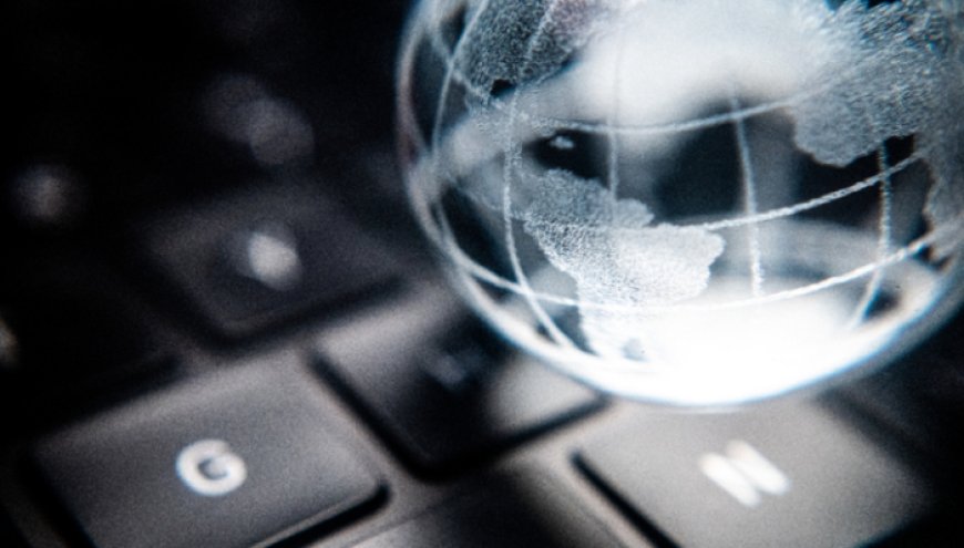 国泰海通“落子”印尼、头部券商海外业务营收普增，蜂拥出海有哪些值得注意？