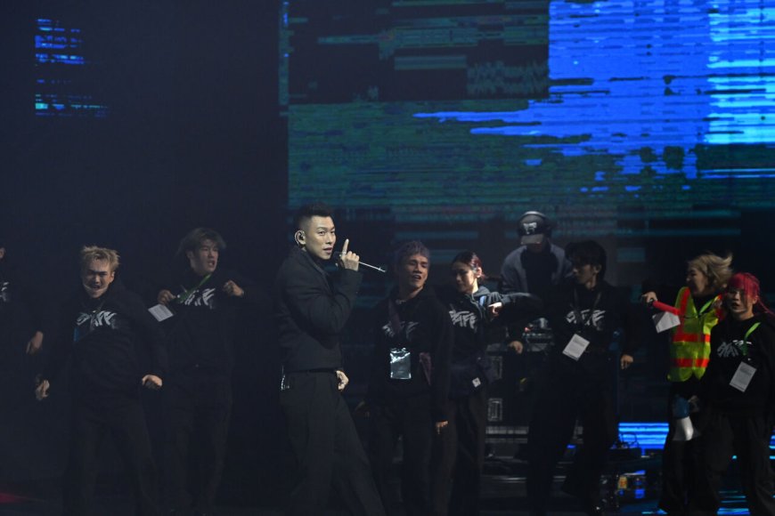 金馬獎／開場疑似放送事故！　頑童MJ116開唱「收音大悲劇」