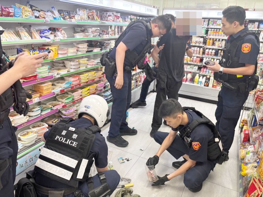德國男2年沒工作打劫超商　搶到1萬+1包菸...還有1罐飲料