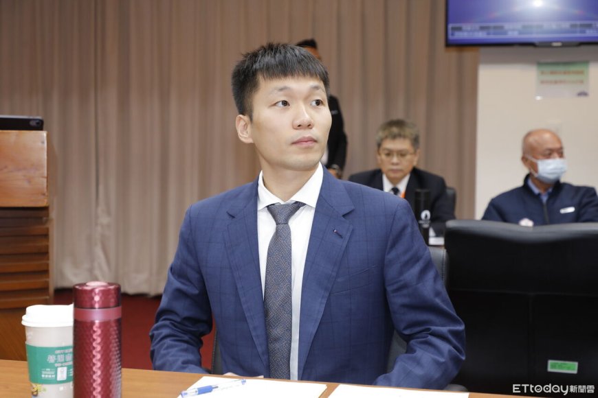 5點就起床！首度赴委員會備詢　運動部長李洋喊話很緊張
