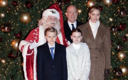 摩納哥王妃富養小公主　母女一線精品上身慶聖誕