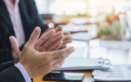 地方新闻精选 | 湖北竹溪连曝两起评审名单照搬百度人名 降雨异常致云冈石窟佛像局部渗水