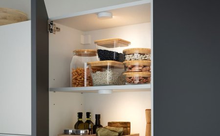 衣柜找衣服不再摸黑：宜家推出 Gömpyssling 自动感应灯