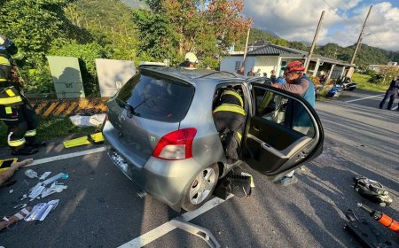 快訊／台東嚴重車禍！小客車自撞「車頭全毀」　祖孫重傷雙亡