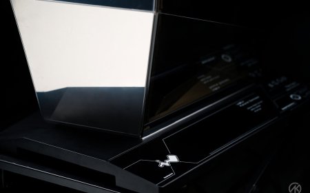 迎广概念机箱曝光：镜面美学，有望 CES 2026 亮相