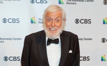 Dick Van Dyke Reveals 2 Things He Ditched to Help Him Reach 100th Birthday
