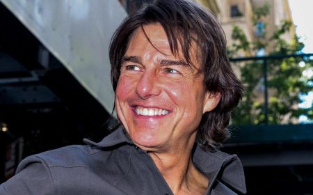 Inside The Secret World Of Tom Cruise's Christmas Cake Ritual