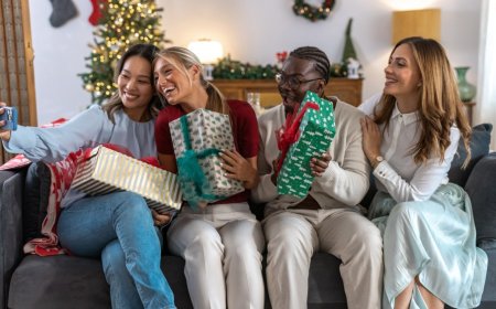 20+ Secret Santa Gifts Under $100 That’ll Grant You Best Gift-Giver Status