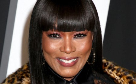 Angela Bassett Leads The Conversation On Aging In Hollywood With One Powerful Quote