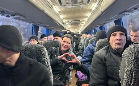 白罗斯释放反对派领袖和诺贝尔和平奖得主