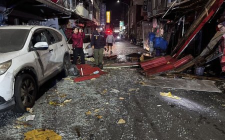 瞬間畫面曝！台南民宅氣爆「如砲彈爆炸」　騎士慘遭衝擊波炸倒