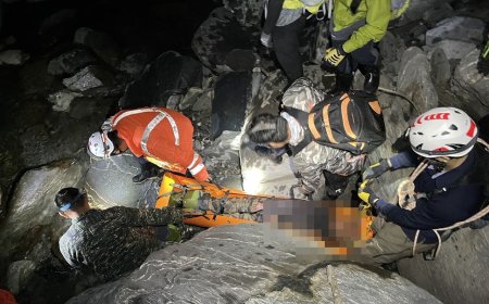 台東山友獨攀加鹿溪山域「摔傷受困」　救難隊搜索5小時終於找到人