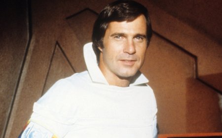 Gil Gerard, ‘Buck Rogers in the 25th Century’ Star, Dies at 82