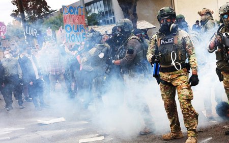 Oregon parents, teachers form networks to monitor ICE activity near schools