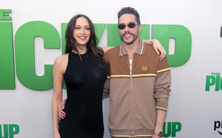 Pete Davidson and Elsie Hewitt and More Stars Who Welcomed Babies in 2025