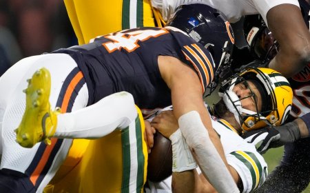 Jordan Love suffers concussion as Packers blow big game to Bears in overtime