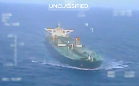 委内瑞拉谴责美国扣押运载委石油船只