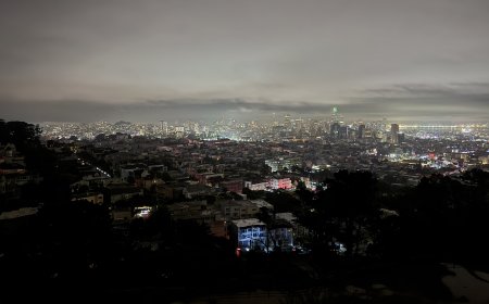 美国旧金山发生大规模停电事故，交通瘫痪、商户停业