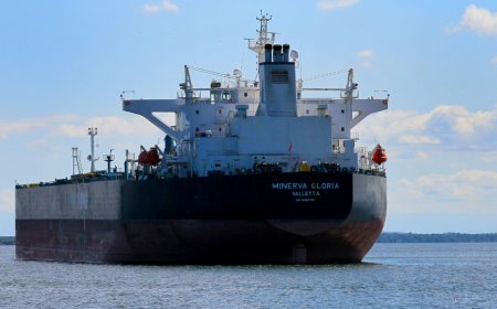 US Coast Guard pursues third 'dark fleet' oil tanker as Trump targets Venezuelan sanctions evasion network