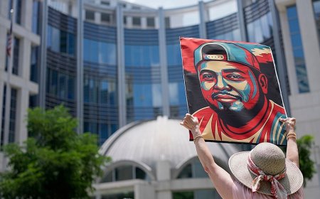 Judge blocks ICE from re-detaining Abrego Garcia – but signals ruling could come fast