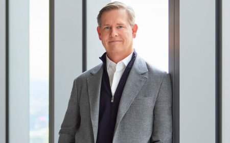 Comcast Extends Michael Cavanagh’s Contract Through 2029, Grants Exec Stock Worth $35 Million