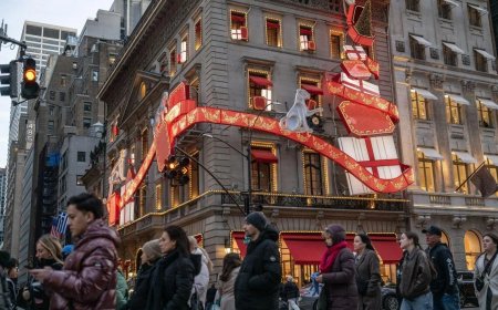 美国人节日购物季负债增 逾三成消费者平均欠1569新元