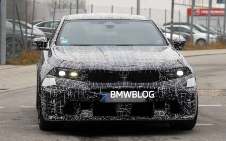 新款宝马 M5 原型车谍照曝光：前脸双肾格栅、大灯焕新