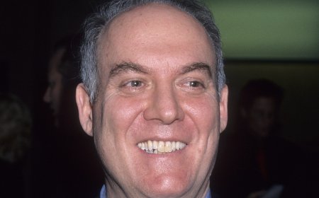 Howie Klein, Top Executive at Sire and Reprise Records, DJ and Political Activist, Dies at 77