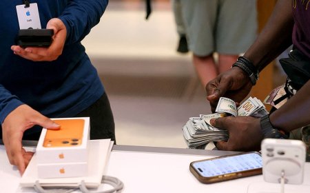 New iPhone scam tricks owners into giving phones away