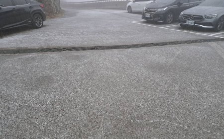 快訊／合歡山下冰雹了！武嶺今早1.3度一片白茫茫