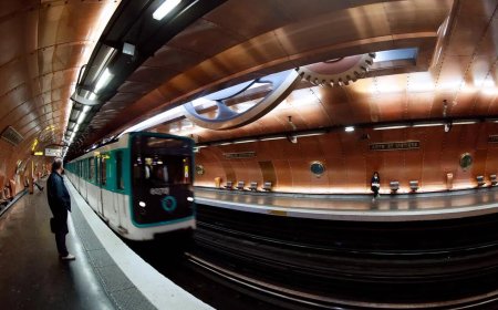 巴黎地铁站发生刀袭 三女子受伤 男嫌犯被捕