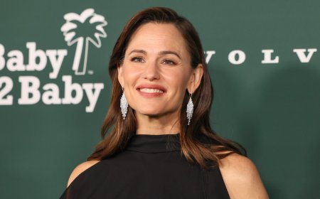 Jennifer Garner Paired a $3,350 Striped Sweater With Sneakers — Shop the Look for $28