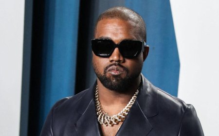Kanye West Sparks ‘Social Anxiety’ Chatter After Awkward On Stage Moment With Comedian Pal