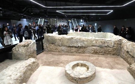 World's top tourist city turns ancient ruins into part of the daily subway commute