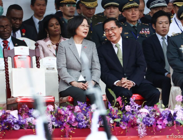 特赦羅生門！陳水扁直球問「假傳聖旨騙我？」　柯建銘：蔡英文主動提