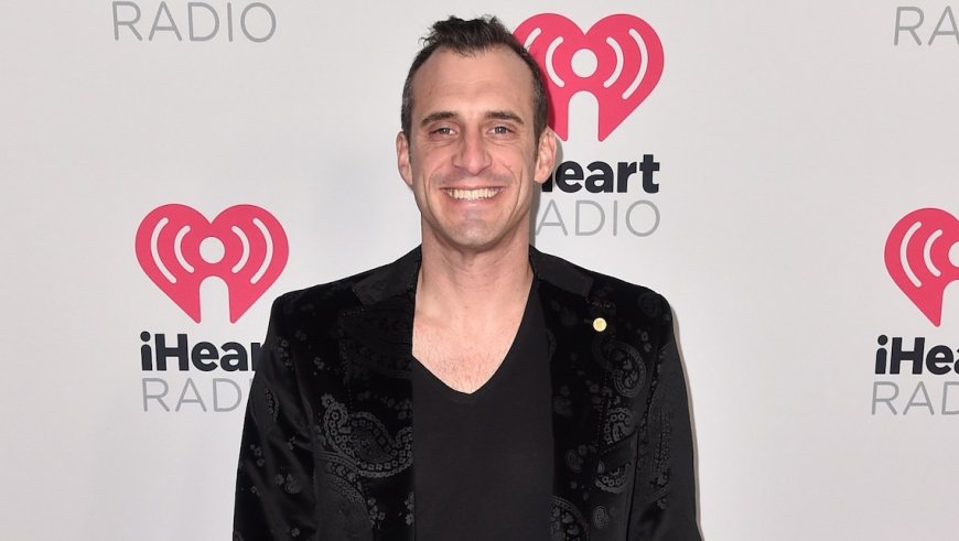 College Basketball Coach Doug Gottlieb Throws a Chair in Postgame Meltdown