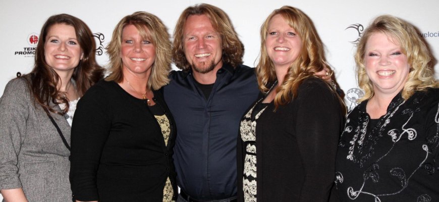 Why ‘Sister Wives’ Robyn Might 'Fall Apart' At The Thought Of Kody Brown's Reunion With Ex-Wives